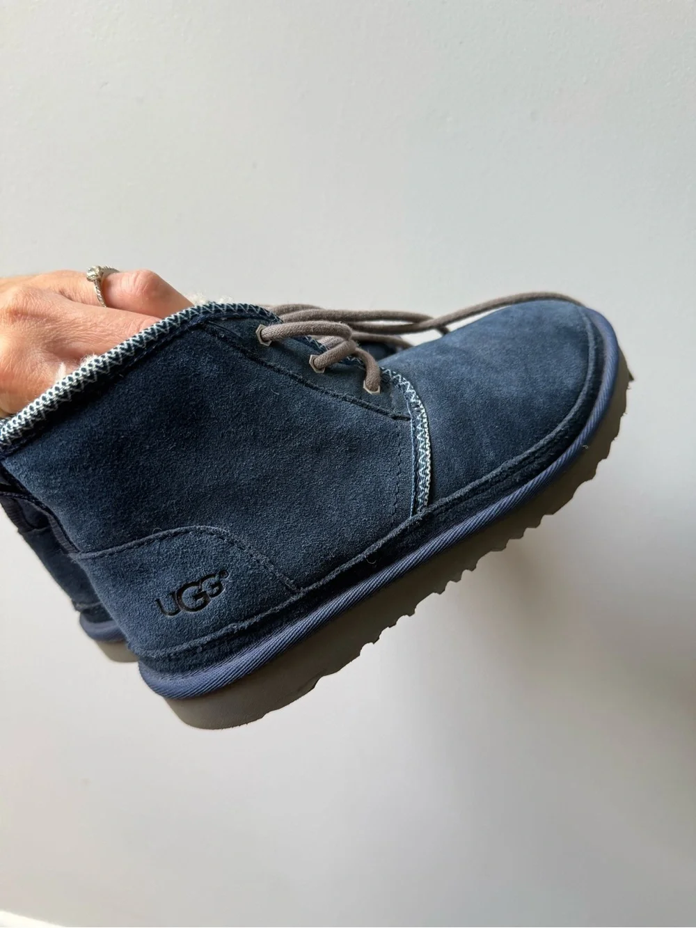 UGG KIDS Neumel Boots Tread Lite Suede Boots Sherpa Comfy Navy Blue Size Kids 4
